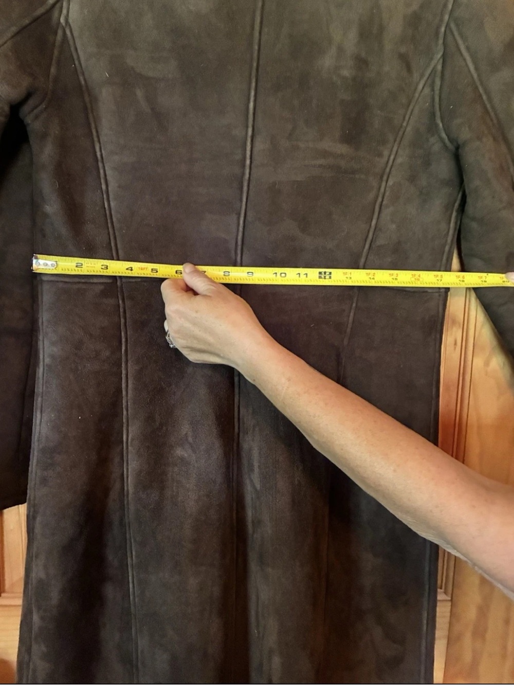 J CREW Vintage Brown Spanish Shearling Women’s Midi Coat Medium EUC - Picture 3 of 6